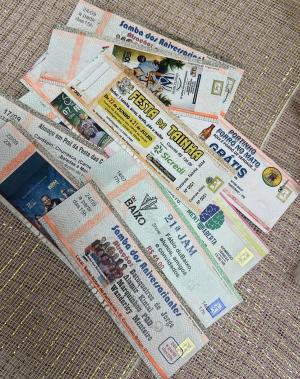 Ingressos de segurança - Os ingressos devem ser iguais Papel de segurança 17x5,5    
